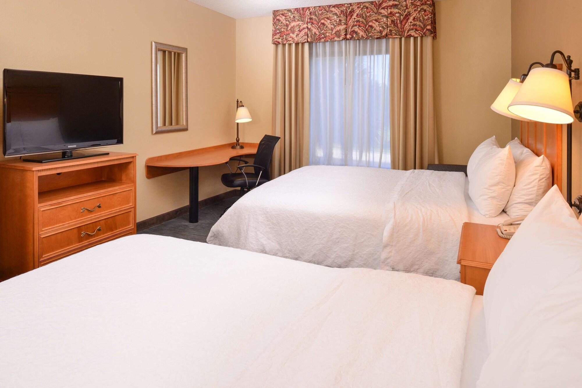 Hampton Inn & Suites Tampa East Casino Area Seffner Екстериор снимка