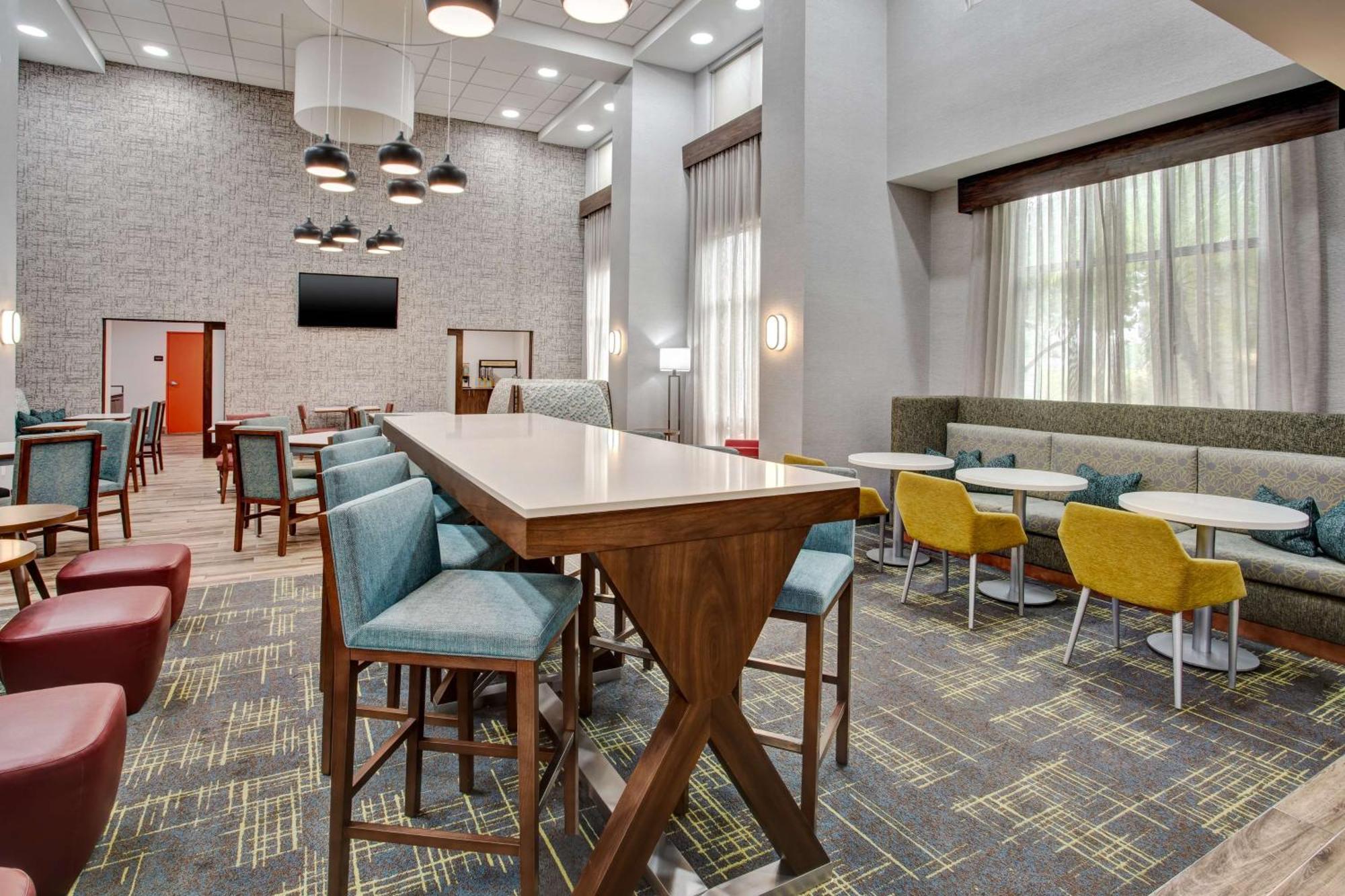 Hampton Inn & Suites Tampa East Casino Area Seffner Екстериор снимка