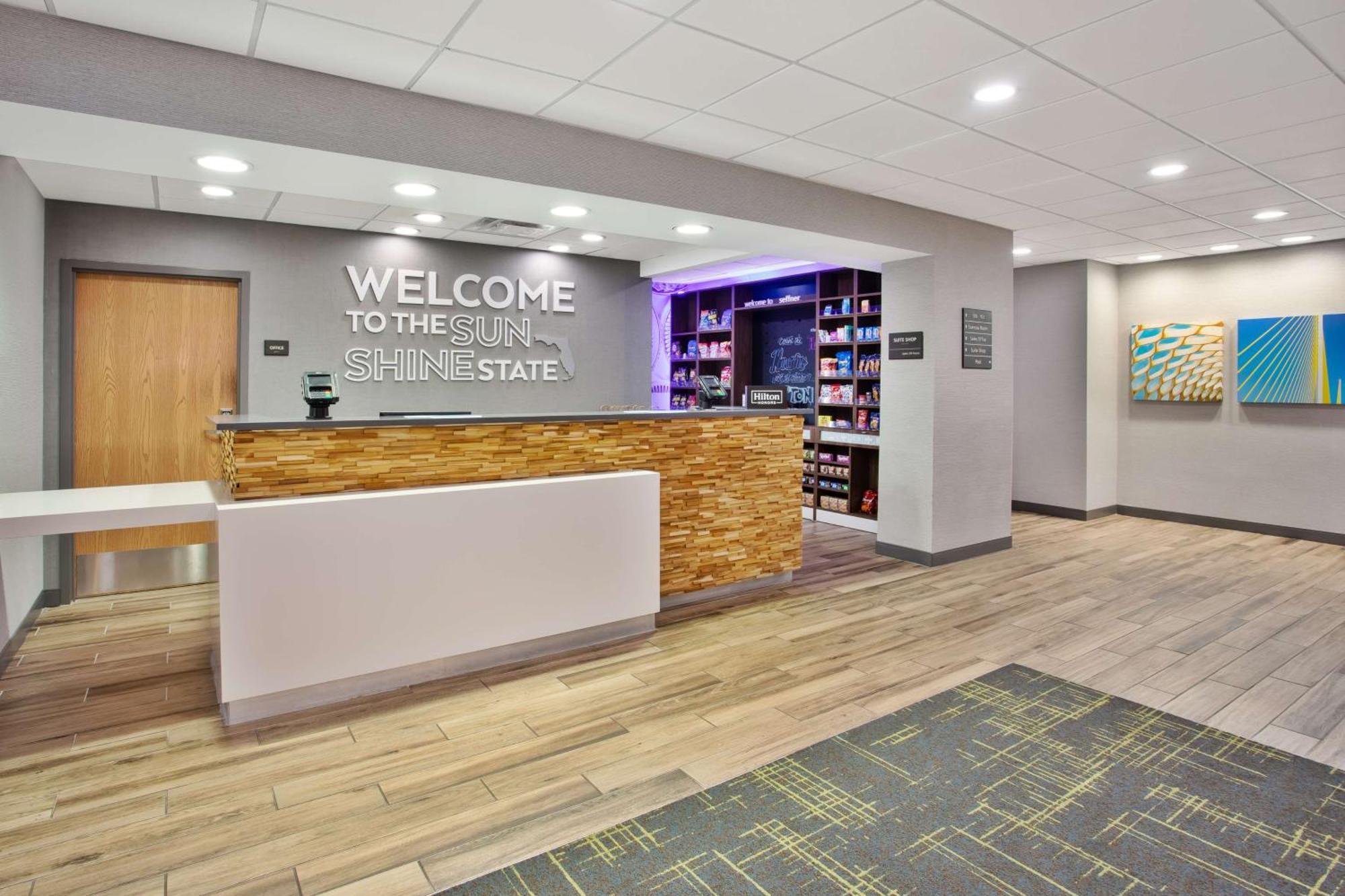 Hampton Inn & Suites Tampa East Casino Area Seffner Екстериор снимка