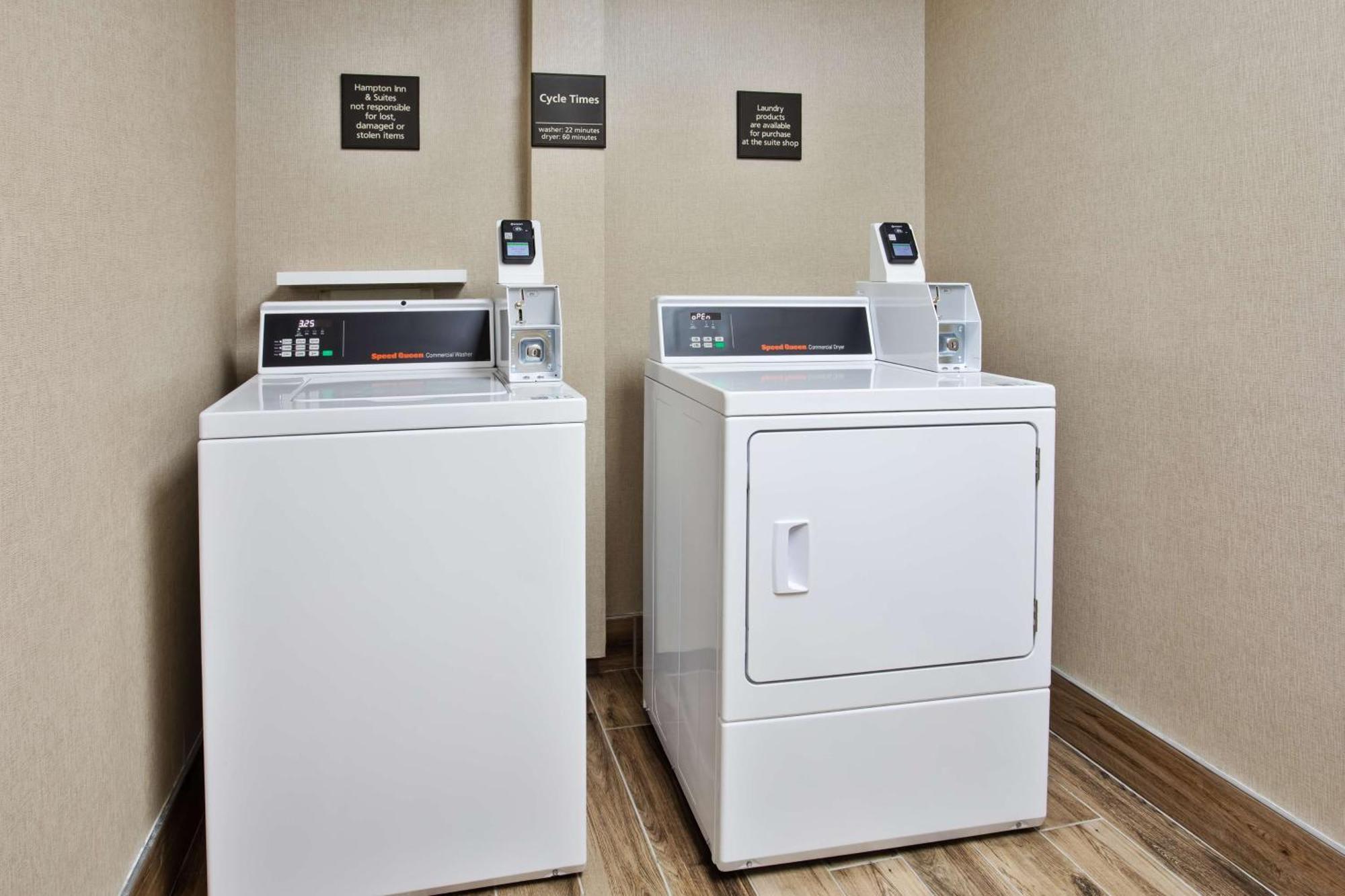 Hampton Inn & Suites Tampa East Casino Area Seffner Екстериор снимка